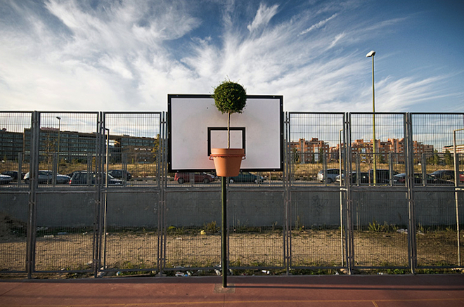 spy-urban-art-installation