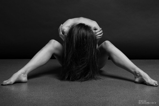 women-posing-bodyscapes-anton-belvodchenko-78