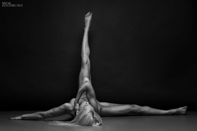 women-posing-bodyscapes-anton-belvodchenko-9