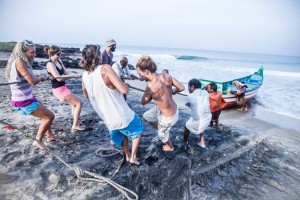 © Berta Tilmantaitė "Surfing India"