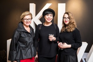 Vida Ramaškienė ir Nomeda Marcenaite su dukra Ula © Tautvydas Stukas photography