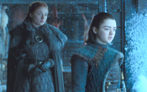 Sofi Turner (kairėje) ir Meisė Viljams / HBO nuotr.