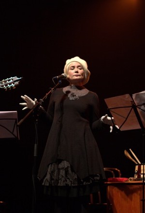Keistuolių teatras į Kauną grįžta su legendiniu spektakliu vaikams ir jautriu koncertu suaugusiesiems